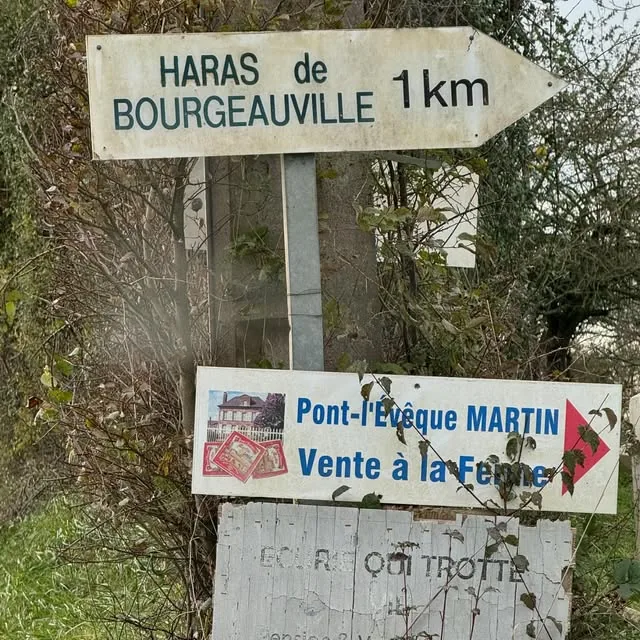 Panneau de vente à la ferme de pont-l’évêque